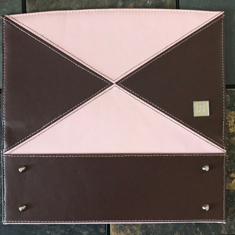 Brand new Miche Classic size pink and brown Shell